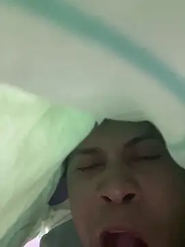 boyhot23x online show from 04-07-26, 04:24