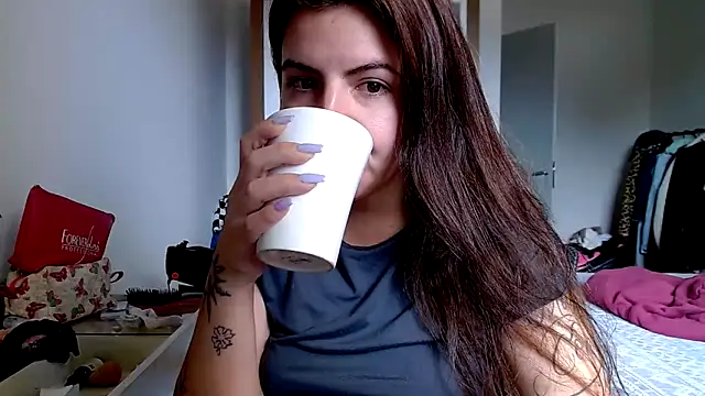 chelbyy online show from 11-04-25, 01:43