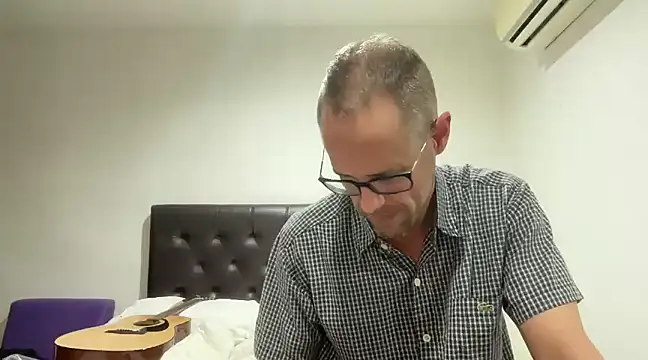 CamCrestXXX online show from 01-08-25, 11:30