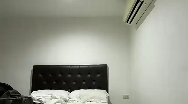 CamCrestXXX online show from 03-22-25, 11:21