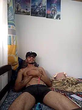 alisterxxx online show from 12-22-24, 07:21