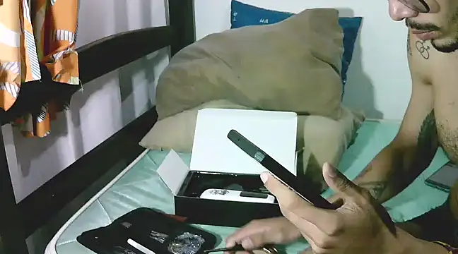 alisterxxx online show from 01-03-25, 09:47