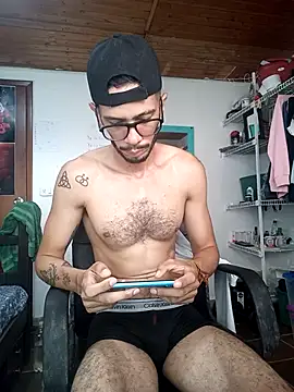 alisterxxx online show from 01-08-25, 12:58
