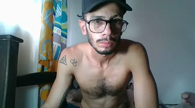 alisterxxx online show from 01-14-25, 06:49