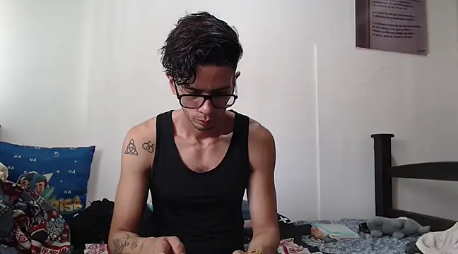 alisterxxx online show from 01-21-25, 07:17