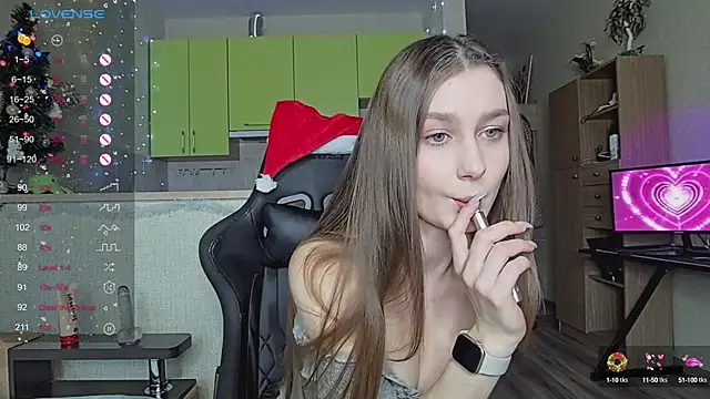 Snapshot of _Sweet_Lilit_ chatting on 12-28-24, 10:47 Sweet Lilit online show from 12-28-24, 10:47