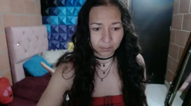 katifoxx online show from 12-18-24, 10:13