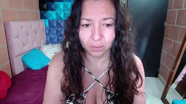katifoxx online show from 01-06-25, 03:08