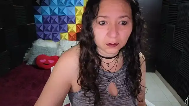 katifoxx online show from 10-27-25, 03:38