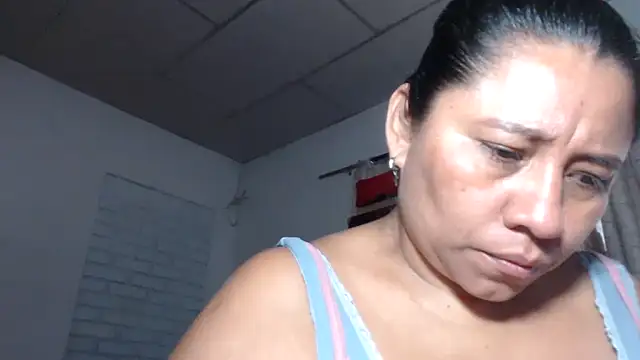 adrixxx38 online show from 12-22-25, 04:37