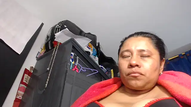 adrixxx38 online show from 01-06-26, 05:33