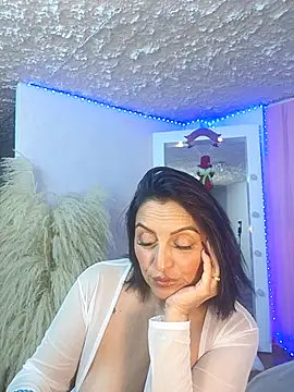 Snapshot of zullyxhot chatting on 11-20-25, 09:47 zullyxhot online show from 11-20-25, 09:47