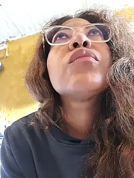 mila38 online show from 12-20-25, 09:05