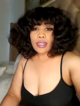 Snapshot of CAMMII_ chatting on 10-24-25, 10:33 CAMMII online show from 10-24-25, 10:33