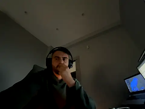 gerozz90 online show from 11-14-25, 02:38