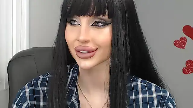 Snapshot of Lady_Joli chatting on 02-21-25, 09:22 Lady Joli online show from 02-21-25, 09:22