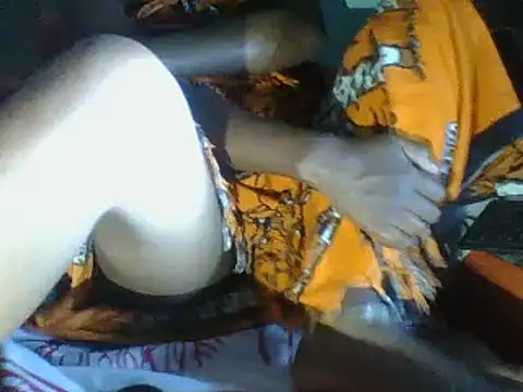 Snapshot of Hamie_sexy chatting on 01-31-25, 07:18 Hamie sexy online show from 01-31-25, 07:18