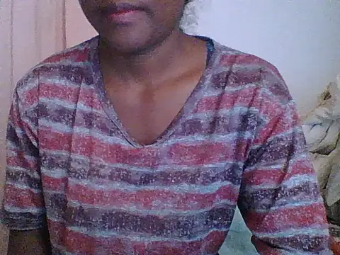 Snapshot of Hamie_sexy chatting on 09-15-25, 06:57 Hamie sexy online show from 09-15-25, 06:57