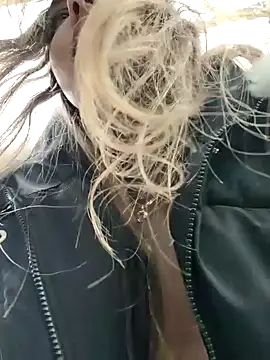 Snapshot of Night_dreams chatting on 02-06-25, 08:18 Night dreams online show from 02-06-25, 08:18