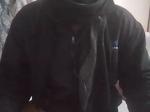 Snapshot of hotindianstud chatting on 01-10-25, 09:44 hotindianstud online show from 01-10-25, 09:44