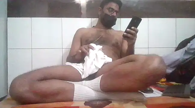 Snapshot of hotindianstud chatting on 02-18-25, 03:21 hotindianstud online show from 02-18-25, 03:21