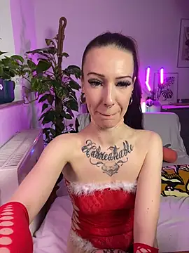 Trixie-Tainted online show from 12-21-24, 09:15