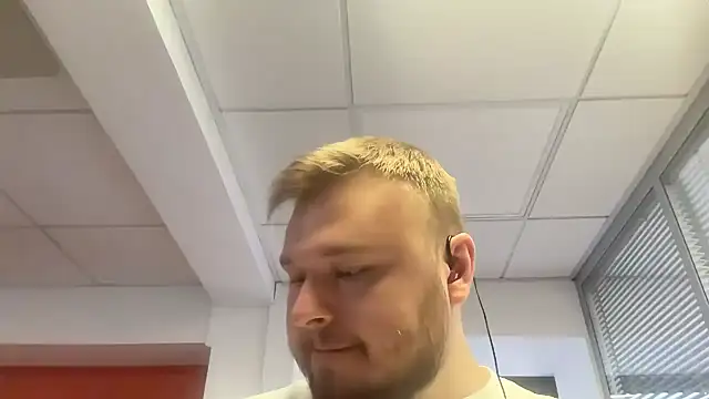 Snapshot of fmodel chatting on 11-03-25, 01:12 fmodel online show from 11-03-25, 01:12