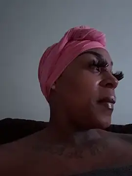 Creamesensation online show from 01-19-25, 05:26