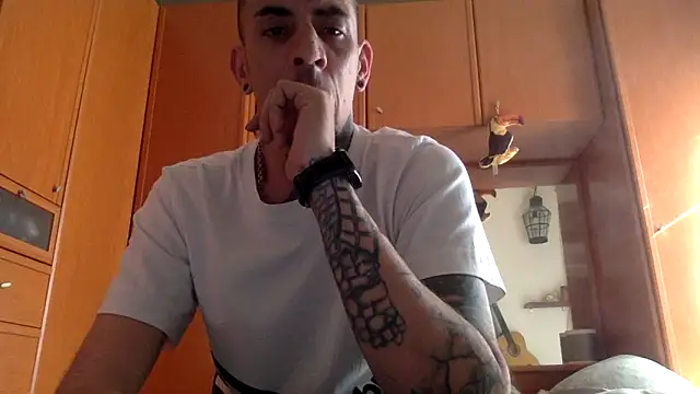 pareja2933 online show from 04-10-26, 03:28