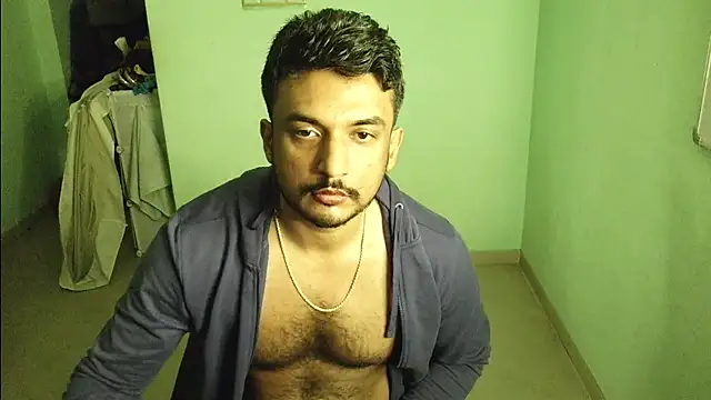 Snapshot of daringcutie chatting on 12-01-25, 12:26 daringcutie online show from 12-01-25, 12:26