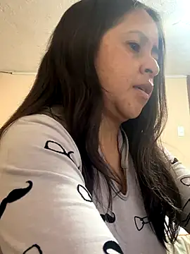 latinfemale online show from 10-06-25, 11:24