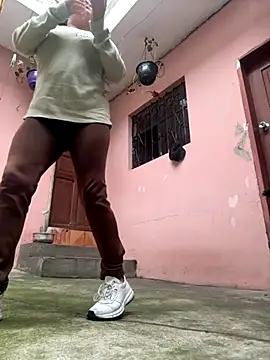 latinfemale online show from 11-01-25, 06:10