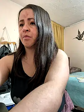 latinfemale online show from 11-23-25, 01:49