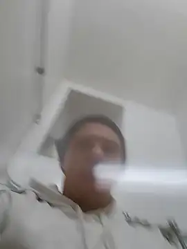 Snapshot of Pavelbure77 chatting on 11-21-25, 06:39 Pavelbure77 online show from 11-21-25, 06:39