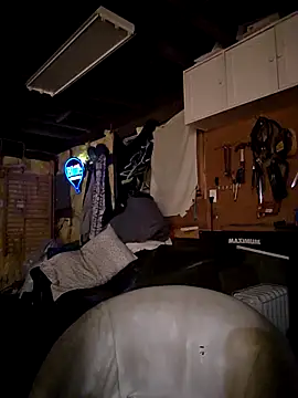 canadacockinme online show from 10-23-25, 07:07