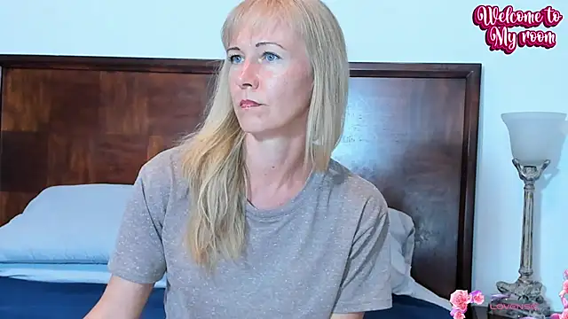 Christine 35 online show from 01-07-25, 04:16