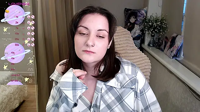 Snapshot of elise_sweet chatting on 10-10-25, 12:53 elise sweet online show from 10-10-25, 12:53