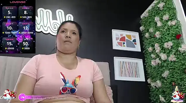 Sharloth milf online show from 01-24-25, 08:00