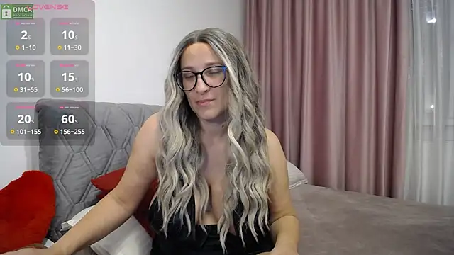 Snapshot of Aphrodite_S32 chatting on 10-12-25, 02:27 Aphrodite S32 online show from 10-12-25, 02:27