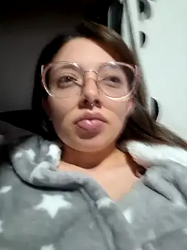 linda-schmidt online show from 10-27-25, 02:04