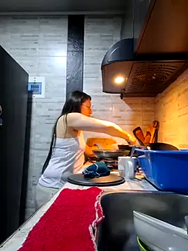 linda-schmidt online show from 11-07-25, 05:02