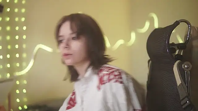 alyssa sweet online show from 04-14-26, 05:02