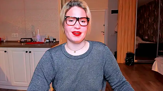 HotTiffani online show from 02-06-26, 02:27