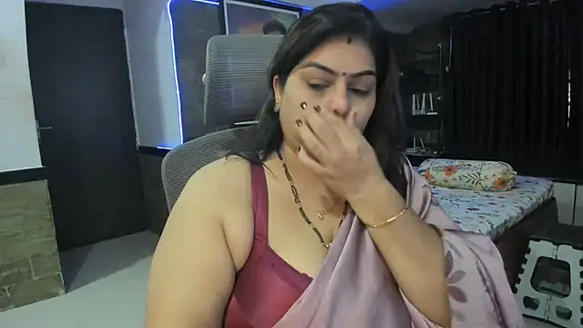 Snapshot of tarivishu23 chatting on 01-23-25, 01:41 tarivishu23 online show from 01-23-25, 01:41