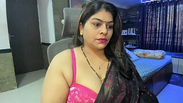 Snapshot of tarivishu23 chatting on 01-30-25, 03:00 tarivishu23 online show from 01-30-25, 03:00