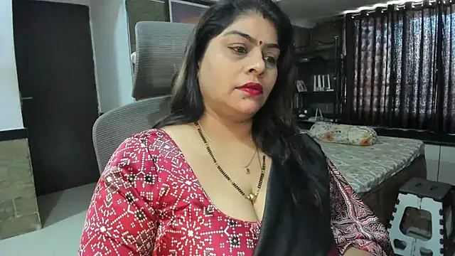 Snapshot of tarivishu23 chatting on 02-13-25, 05:48 tarivishu23 online show from 02-13-25, 05:48