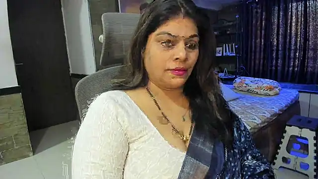 Snapshot of tarivishu23 chatting on 02-24-25, 02:19 tarivishu23 online show from 02-24-25, 02:19