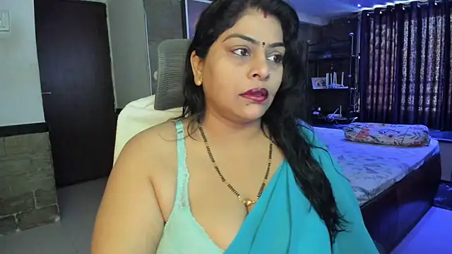 Snapshot of tarivishu23 chatting on 09-10-25, 02:11 tarivishu23 online show from 09-10-25, 02:11