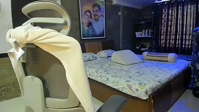 Snapshot of tarivishu23 chatting on 10-06-25, 01:58 tarivishu23 online show from 10-06-25, 01:58