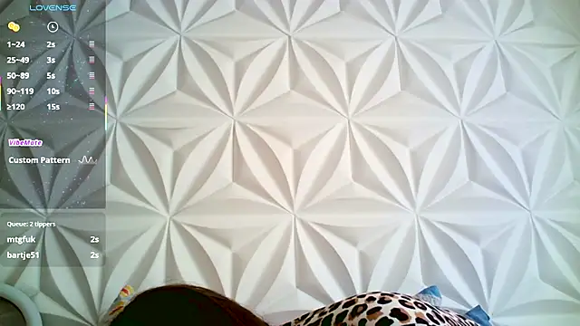 jerryandjessica online show from 12-22-25, 05:10